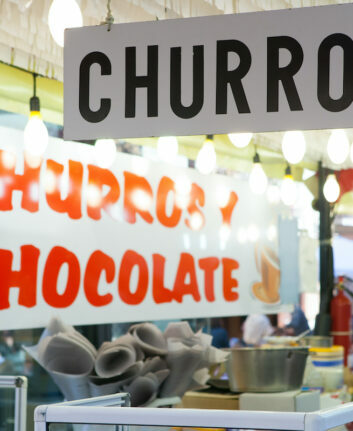 Churros © holbox - Shutterstock