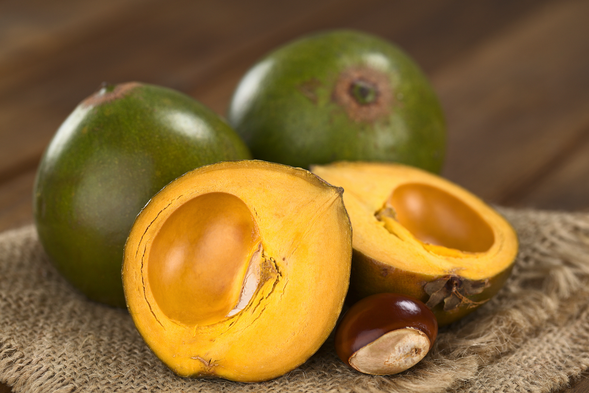 Lucuma ©Lidi PApp Shutterstock