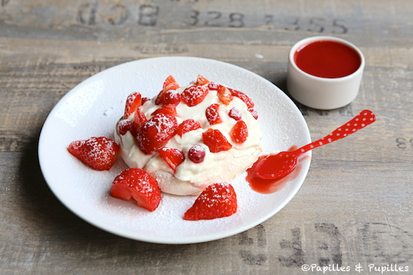 Pavlova groseilles fraises