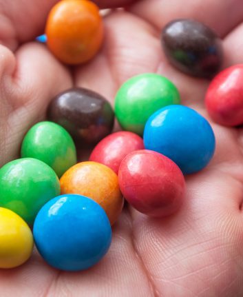 M&M's © NeydtStoc shutterstock