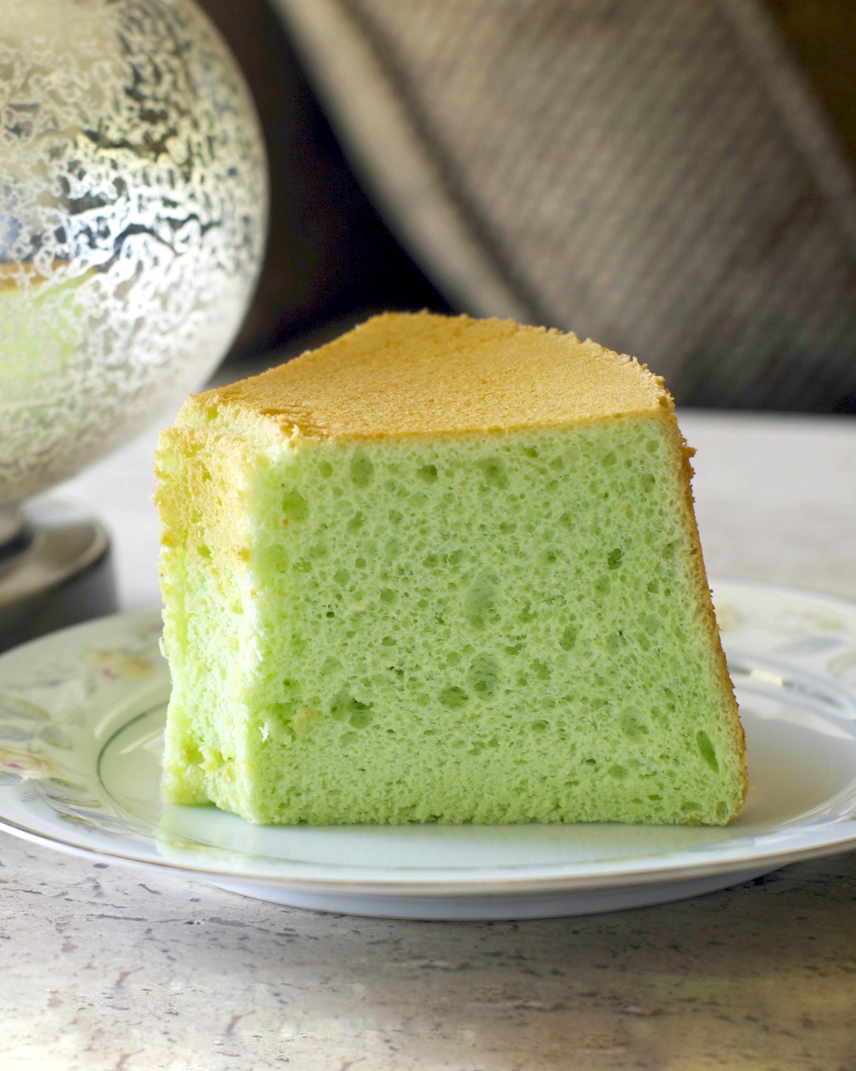 Pandan chiffon cake 