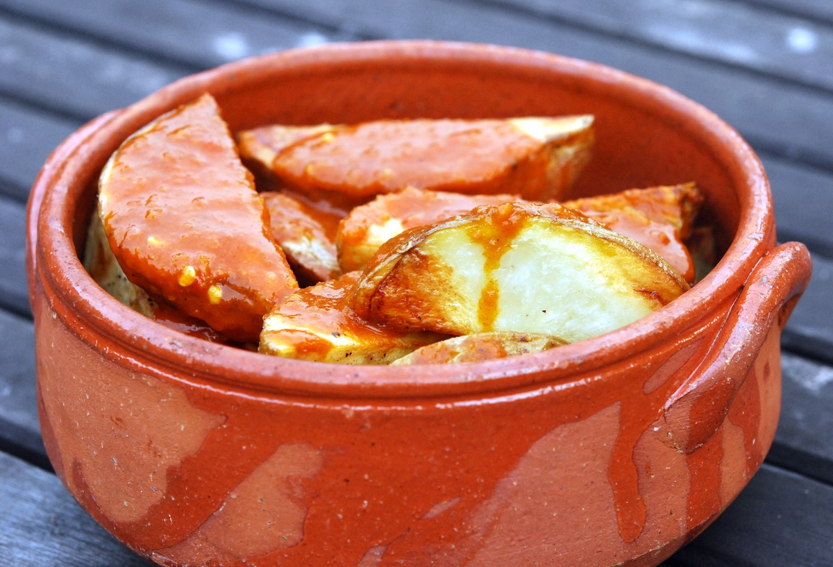 Patatas bravas ©Victor Bayon CC BY-NC-SA 2.0
