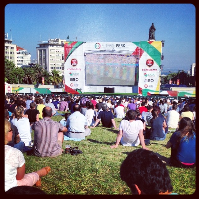 France - Allemagne en direct depuis un parc à Lisbonne