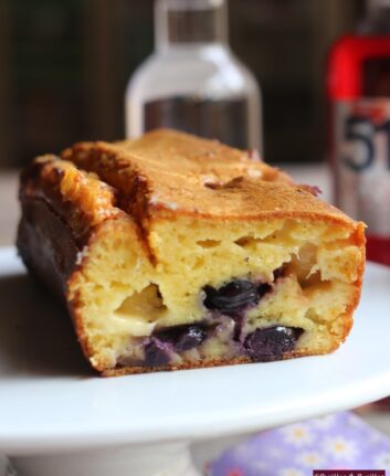 Cake au Comté, aux raisins et aux figues