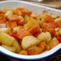 Patates douces et pommes de terre rôties au four
