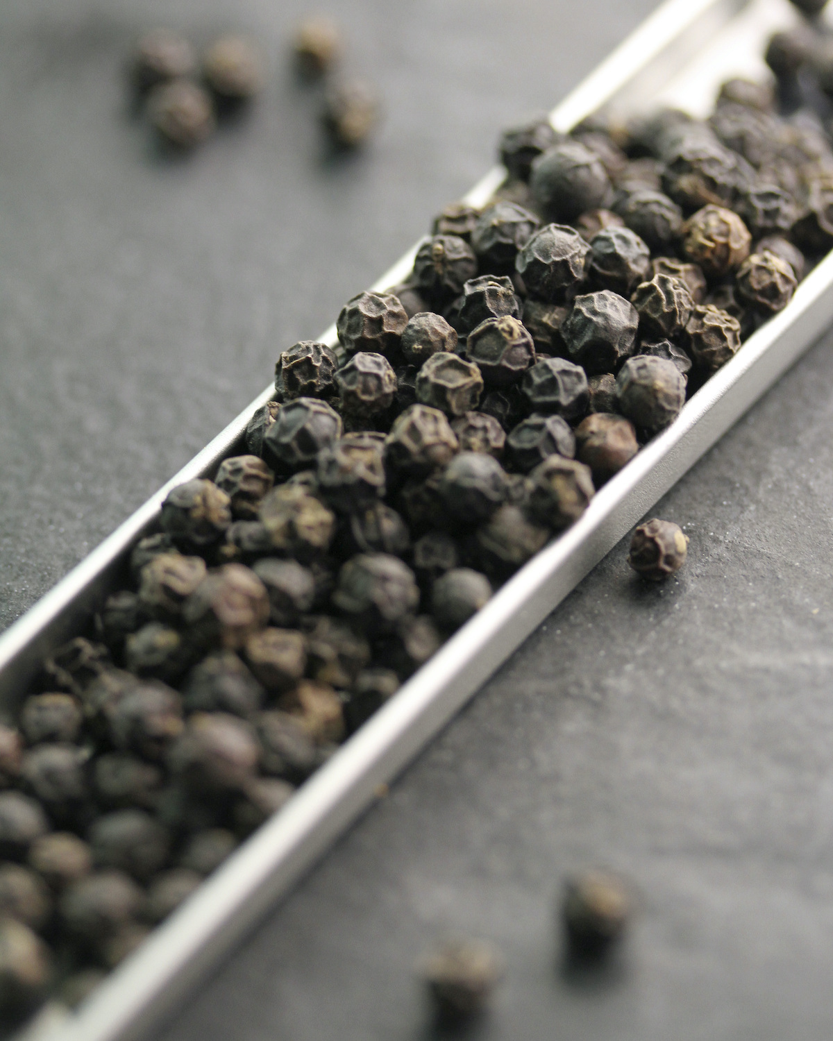 Poivre noir de Kampot ©FoodPictures Shutterstock