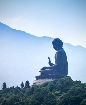 Bouddha géant - Monastère Po Lin - Lantau Island Hong Kong ©Bule Sky Studio shutterstock