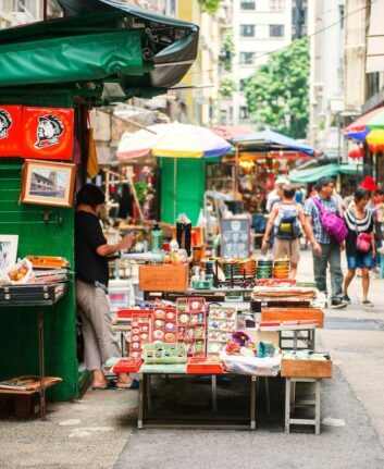 Hong Kong © Hong Kong Tourism Board - Old Town Central