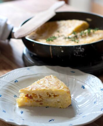 Omelette aux spaghetti