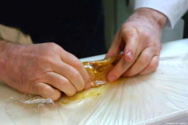 Enveloppez de film plastique