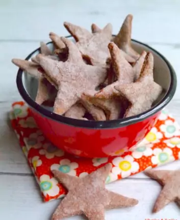 Etoiles au sucre et à la cannelle