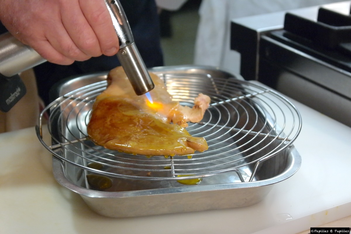 Foie gras cuit au chalumeau