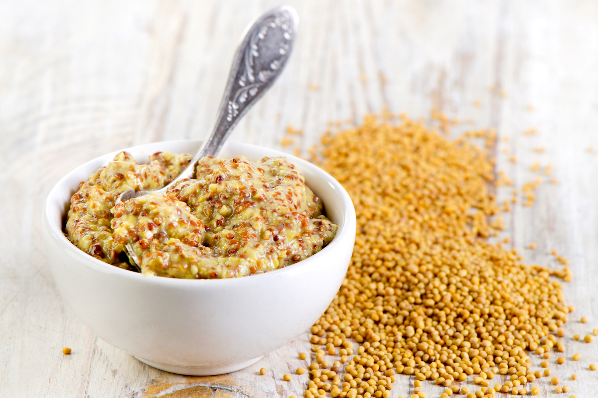 Moutarde en grains ©Tatjana BAibakova Shutterstock