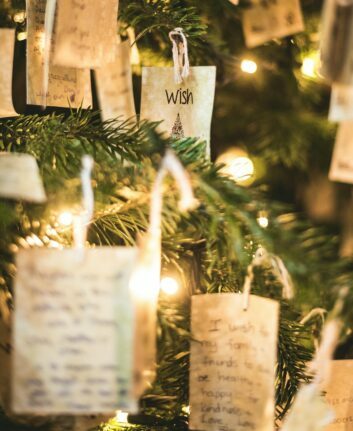Noël ©Valentin Petkov on Unsplash