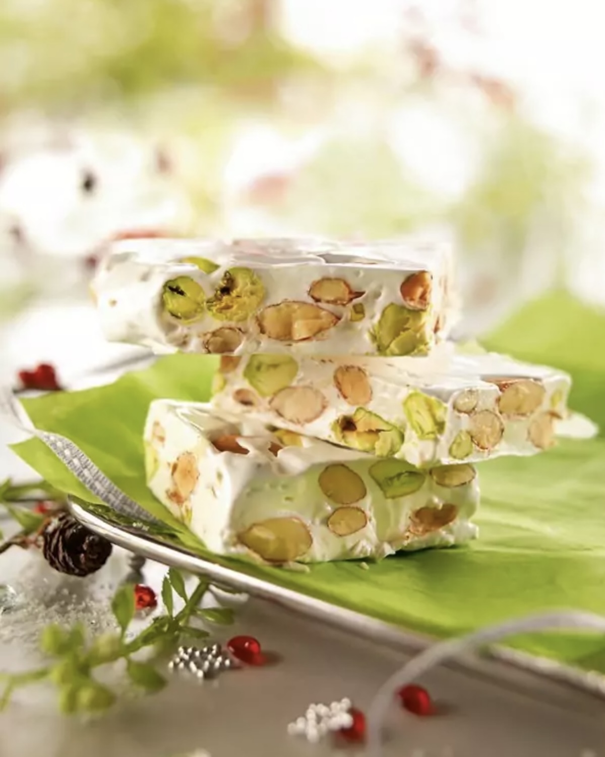 Nougat blanc au miel d’Acacia, amandes et pistaches