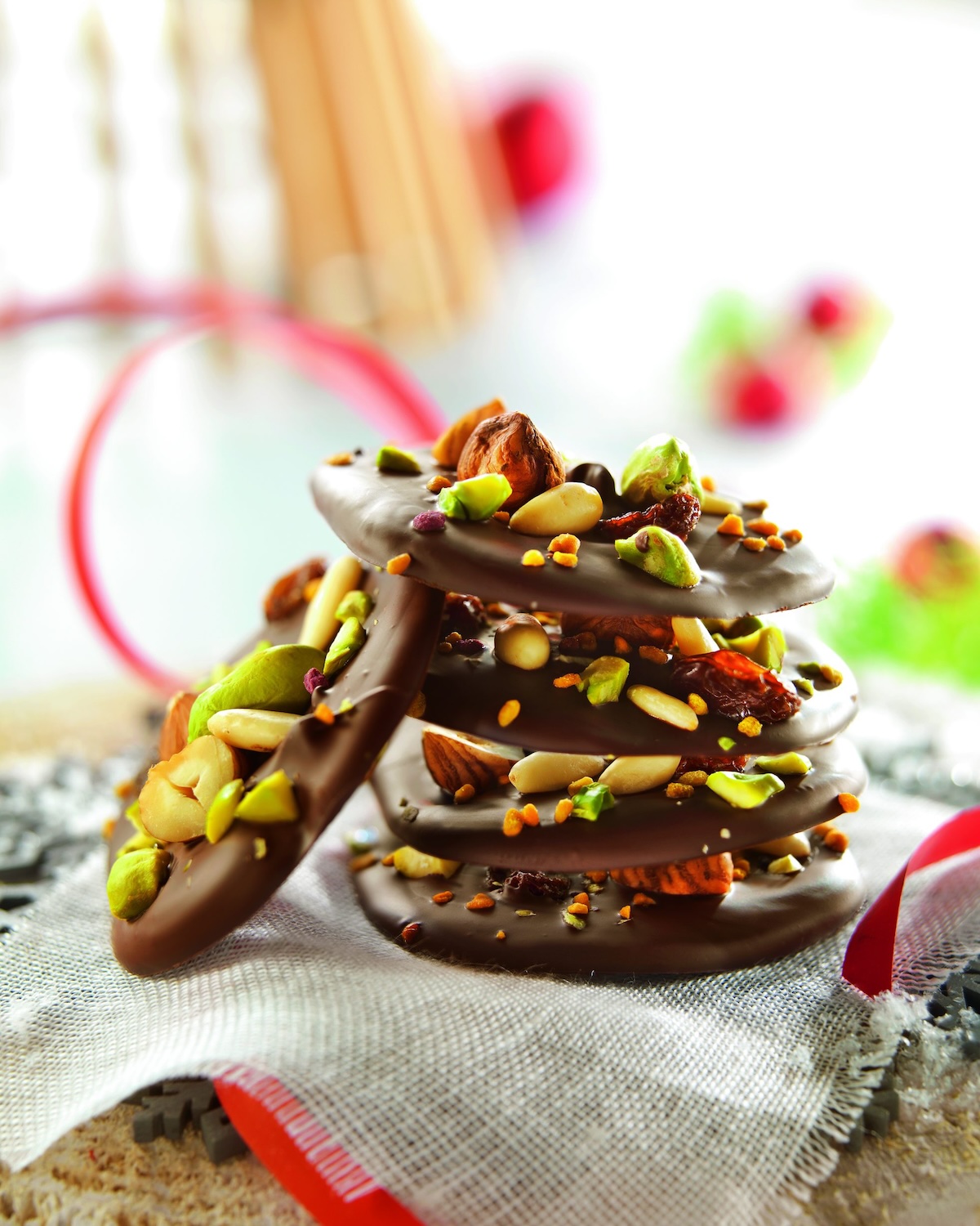 Petits palets de chocolat aux fruits secs