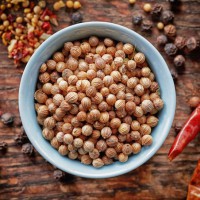 Graines de coriandre (c) MaraZe shutterstock