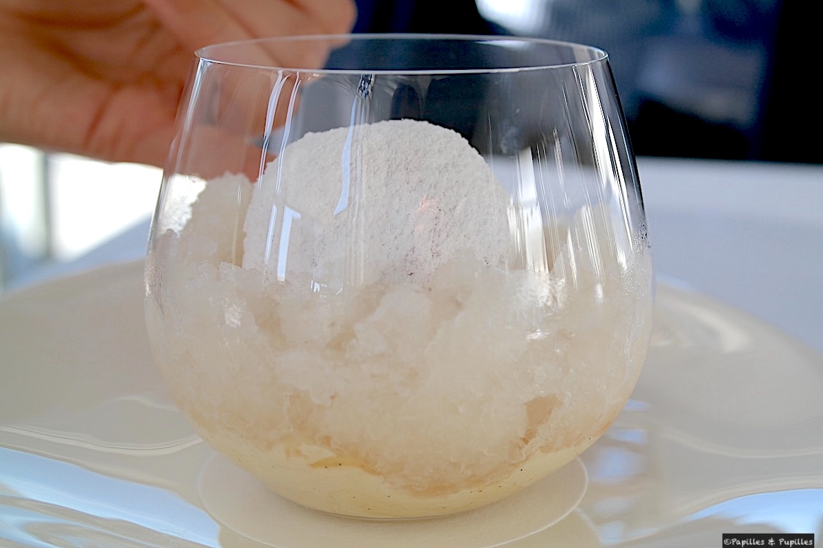 Œuf à la neige - Snow egg