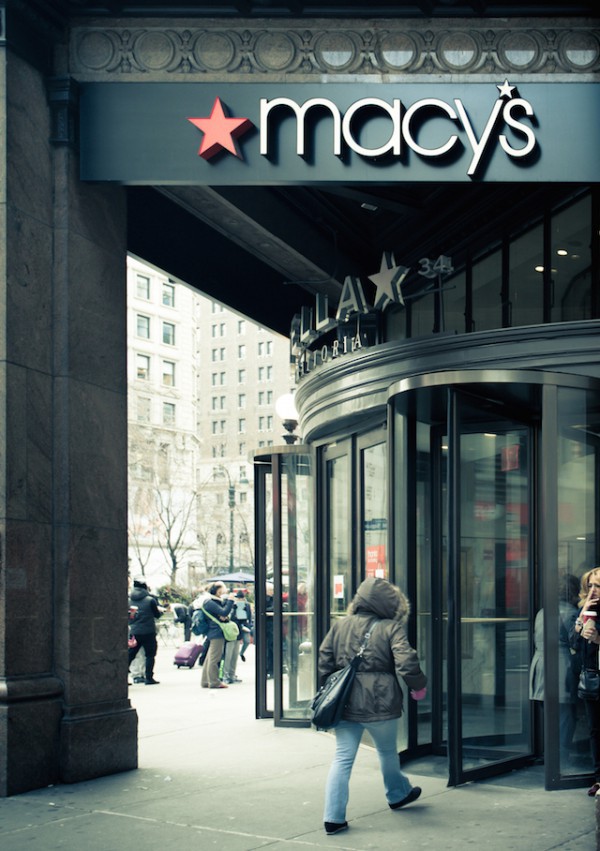 Macys ©littleny shutterstock