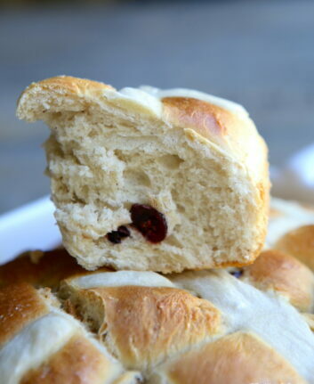 La mie toute douce d’un hot cross bun