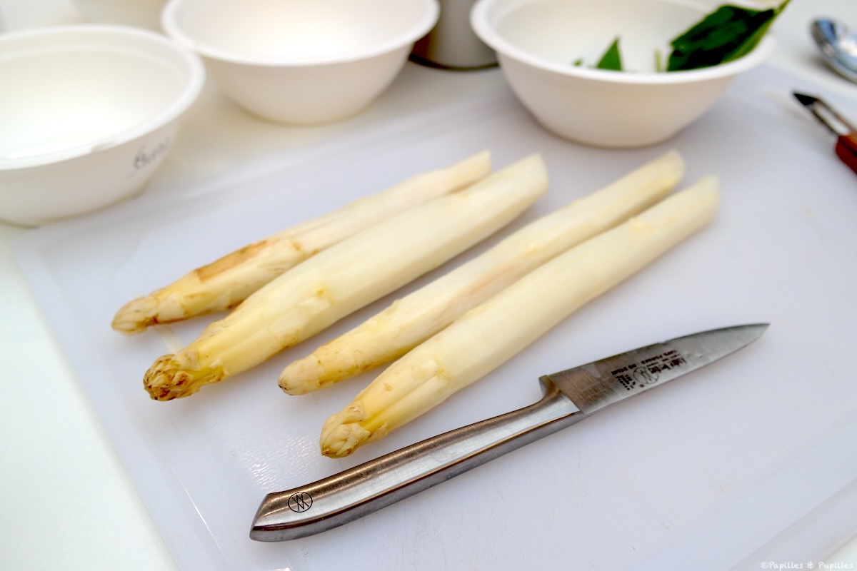 Asperges épluchées