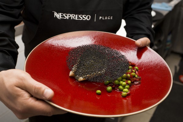 Voile noir de Saint Pierre ©NguyenNgocEmmanuel