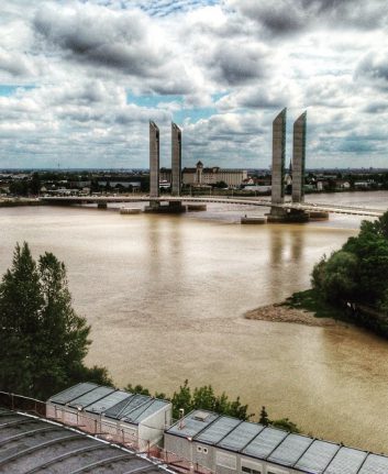 Pont Chaban Delmas