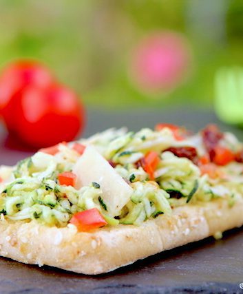 Tartines courgettes rapees Tomates Parmesan