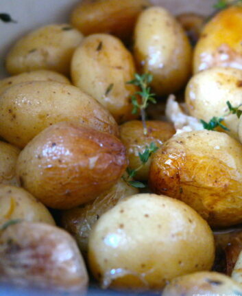 Pommes de terre grenaille en cocotte