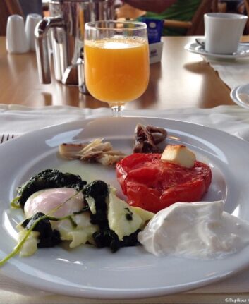 Petit déjeuner à l'hôtel Crète