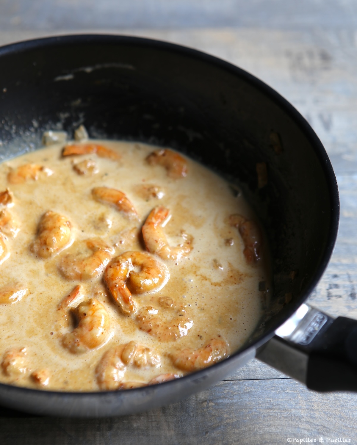 Crevettes dans sauce