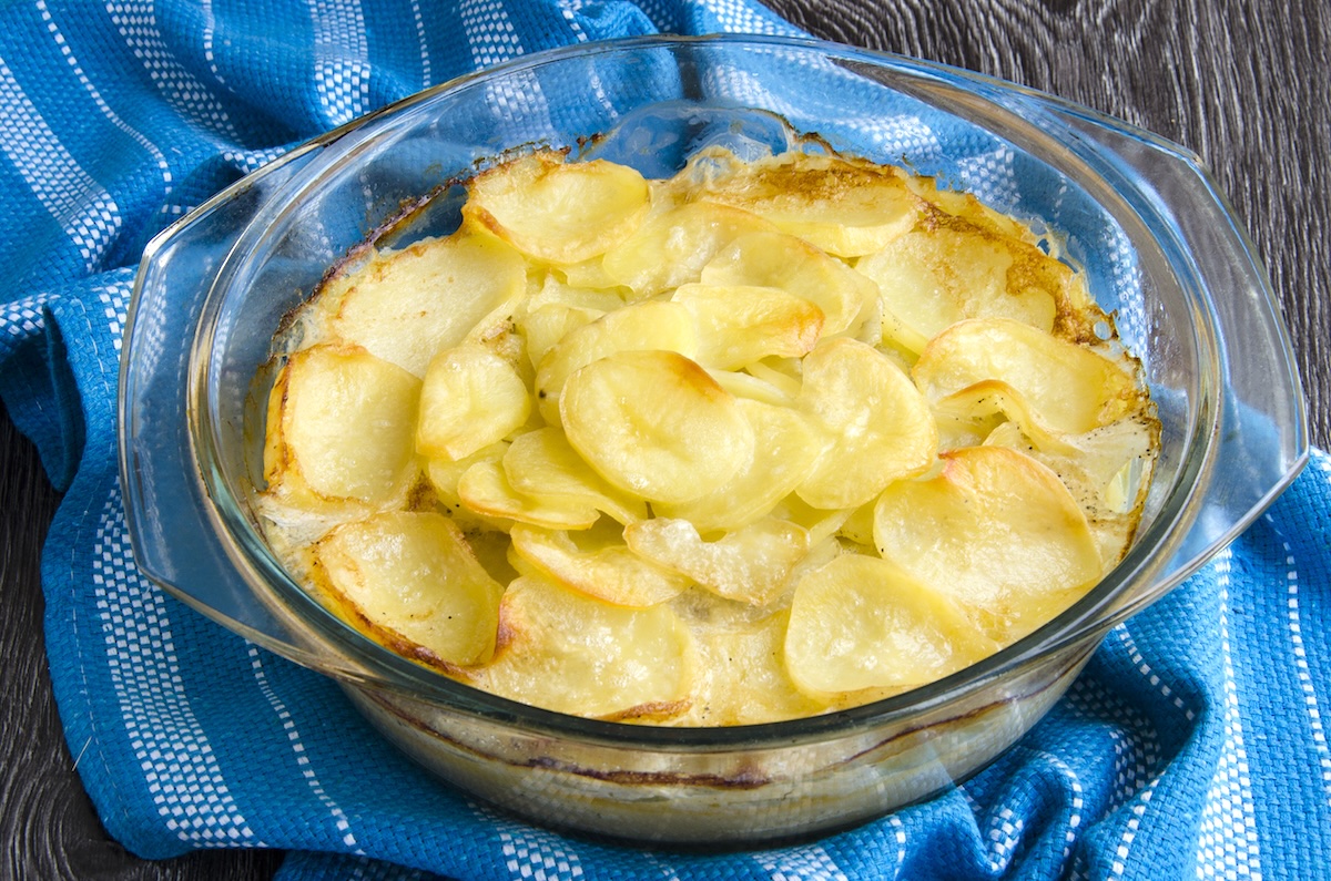 Gratin (c) Elizaveta Korobkova shutterstock