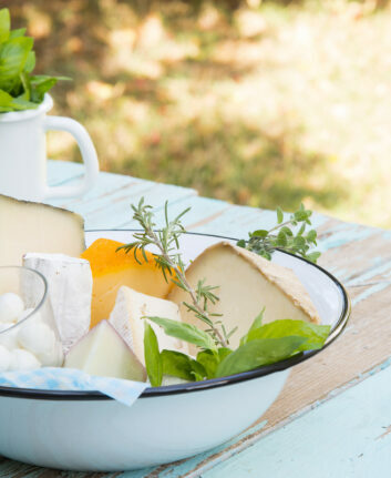 Fromages (c) hadasit shutterstock