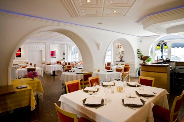 Hôtel Continental Condom - Salle de Restaurant