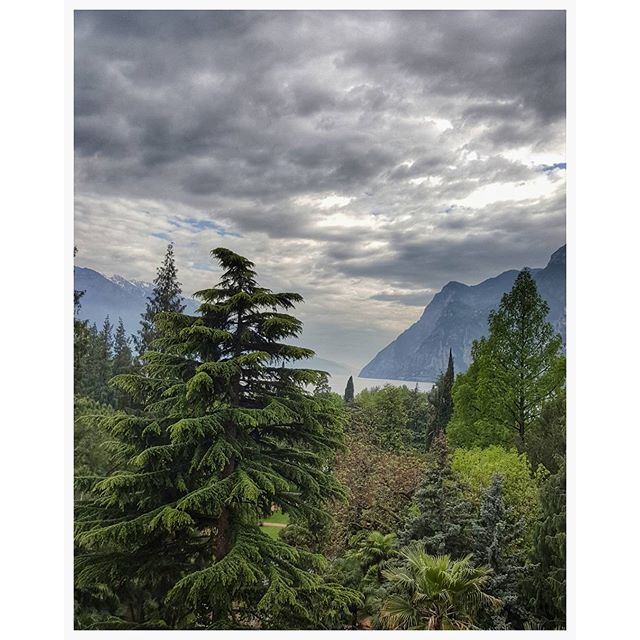 Vue de ma fenêtre - Lac de Garde