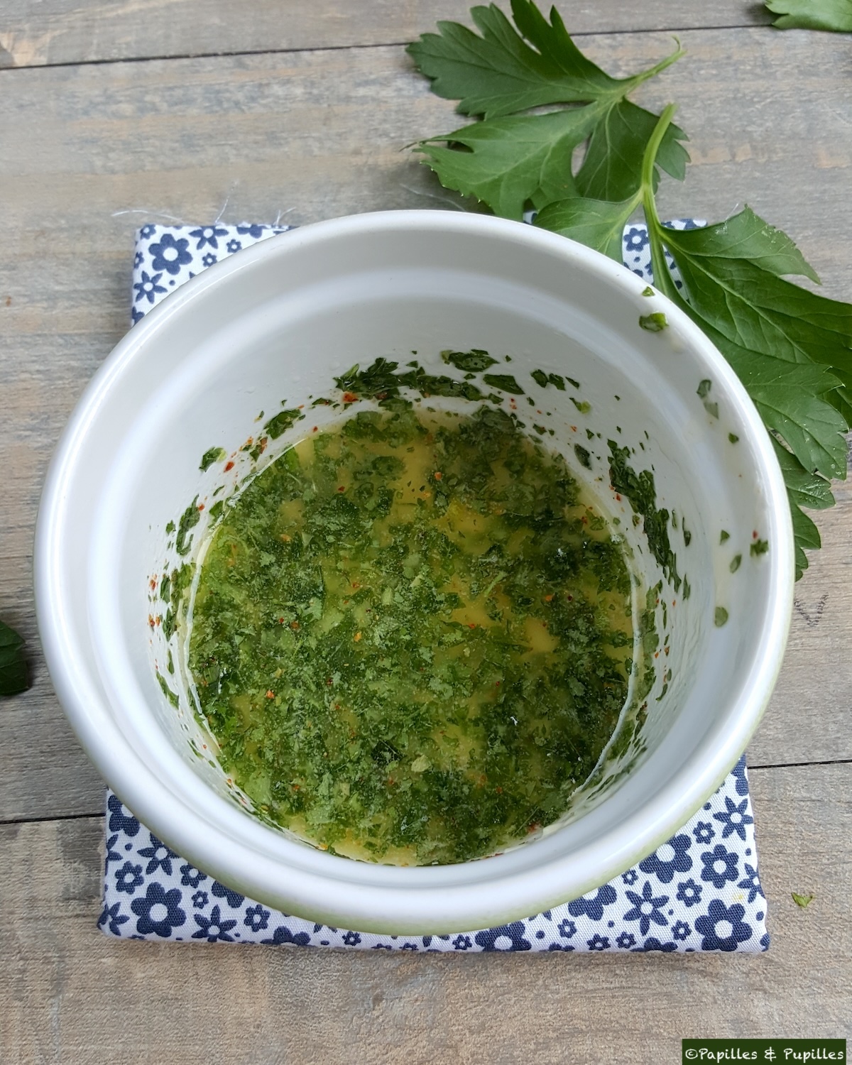 Beurre fondu persillé
