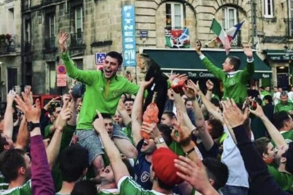 The Connemara Irish Pub – Cours d’Albret – Bordeaux – Euro2016 (c) SpinSouthWest – Twitter