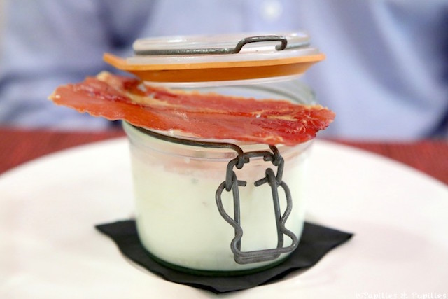 Oeuf mollet, crème d’asperges blanches et serrano