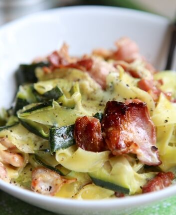 Tagliatelles de courgettes à la carbonara
