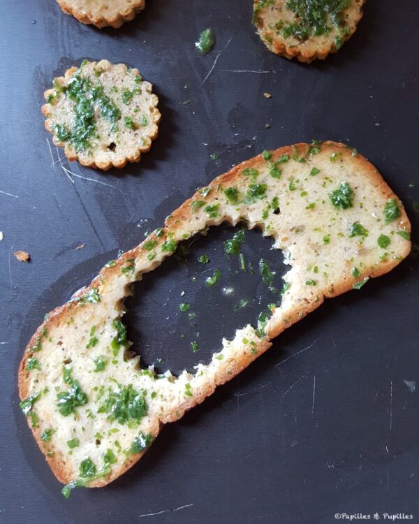 Tartinez de beurre persillé