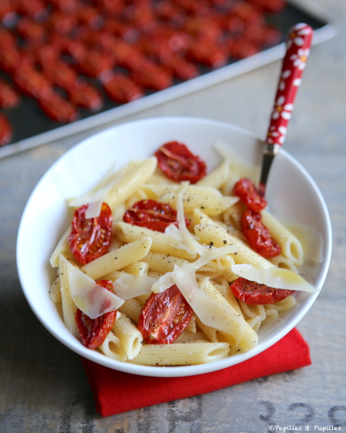 Pâtes aux tomates confites et au Parmesan