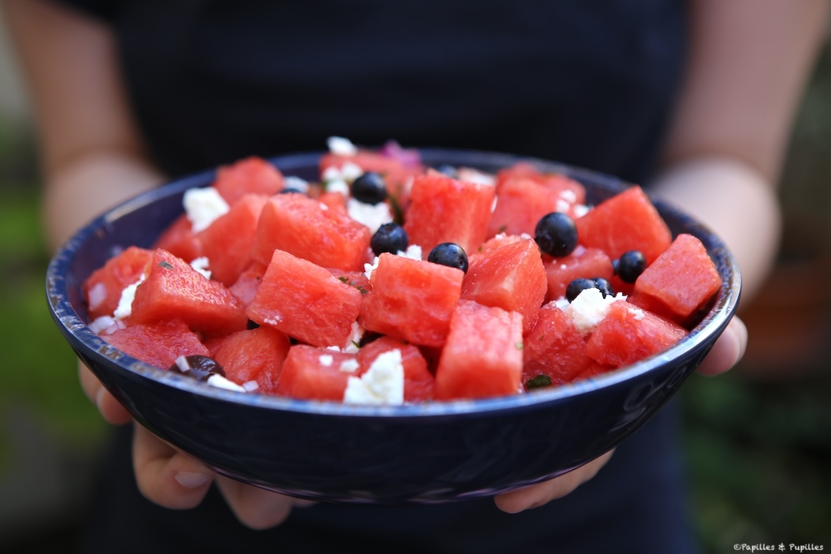 Salade de pastèque, myrtille, oignon rouge et feta