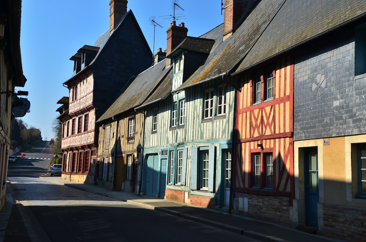Pont l'Evêque ©isamiga76 CC BY 2.0