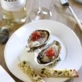 Huîtres aux copeaux de jambon et mouillettes aux algues