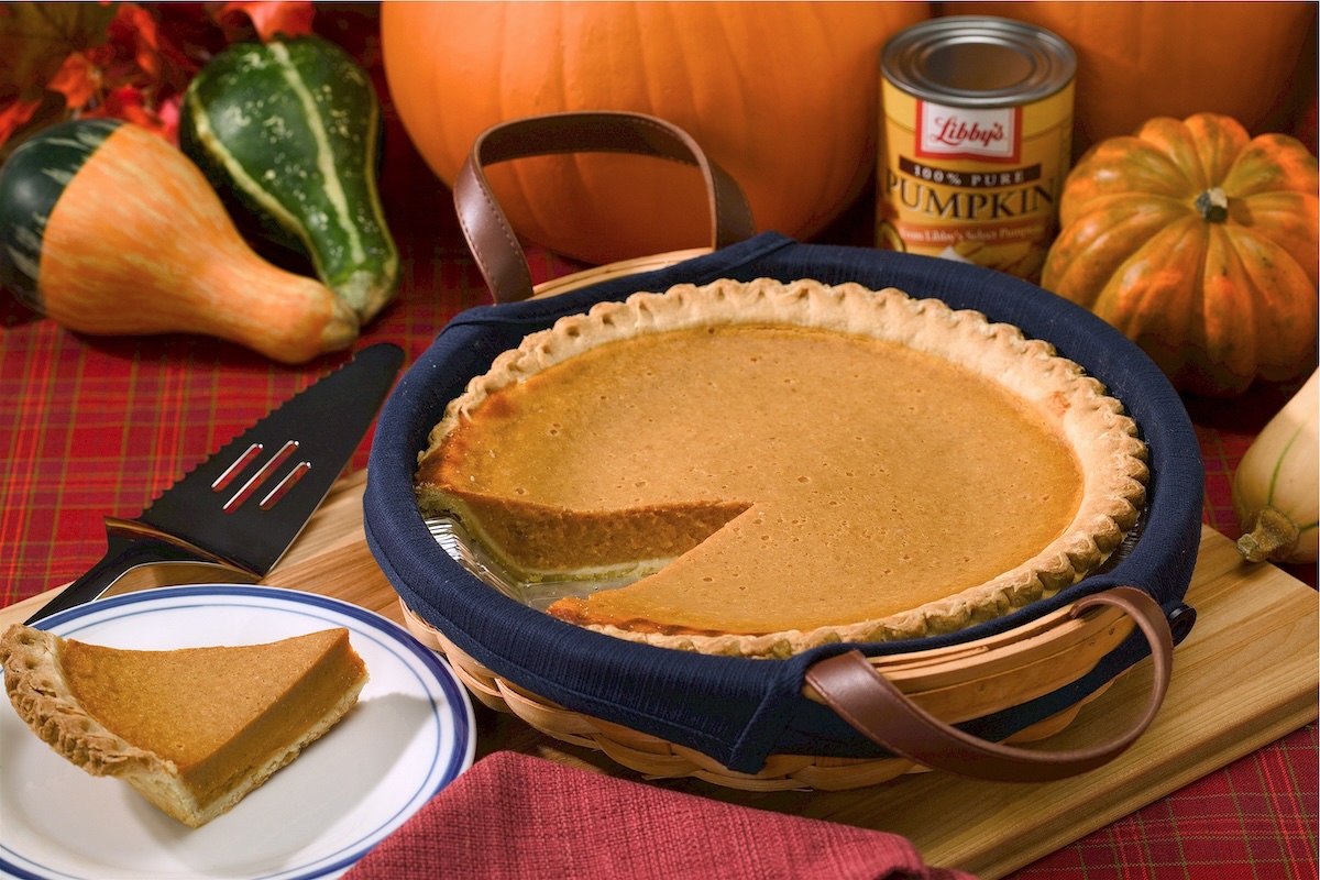 Pumpkin pie – By Peggy Greb [Public domain], via Wikimedia Commons