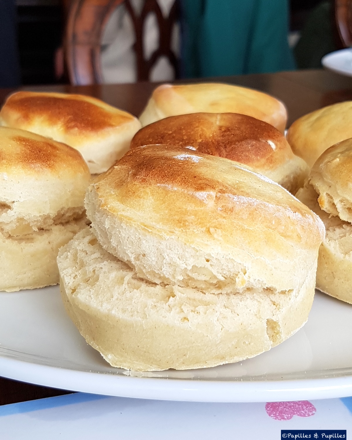 Scones irlandais nature sortis du four