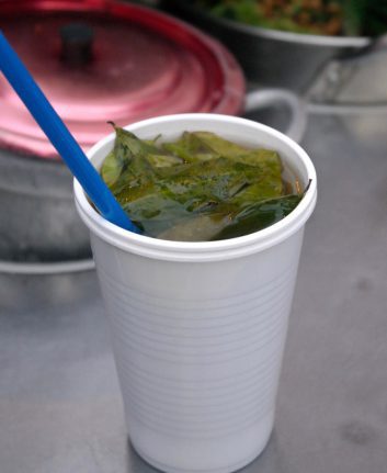 Thé aux feuilles de coca