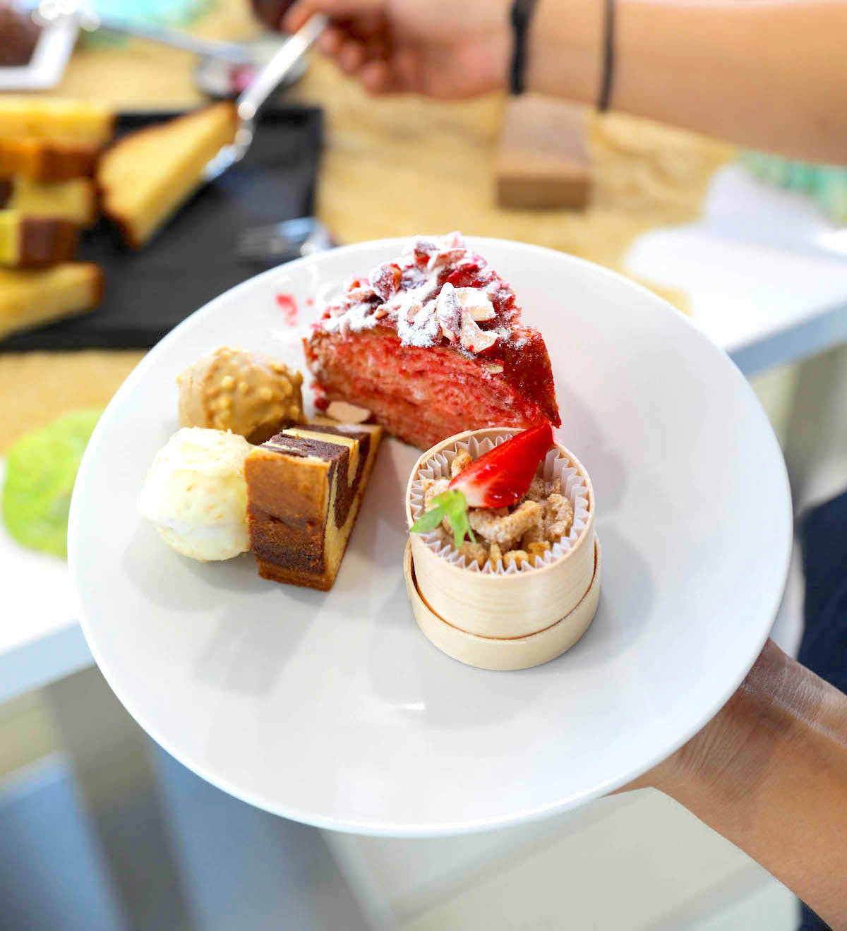 Assiette petit déjeuner ©EmmanuelNguyenNgoc