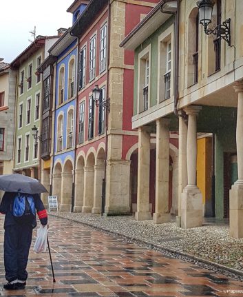 Avilès - Les jolis immeubles colorés