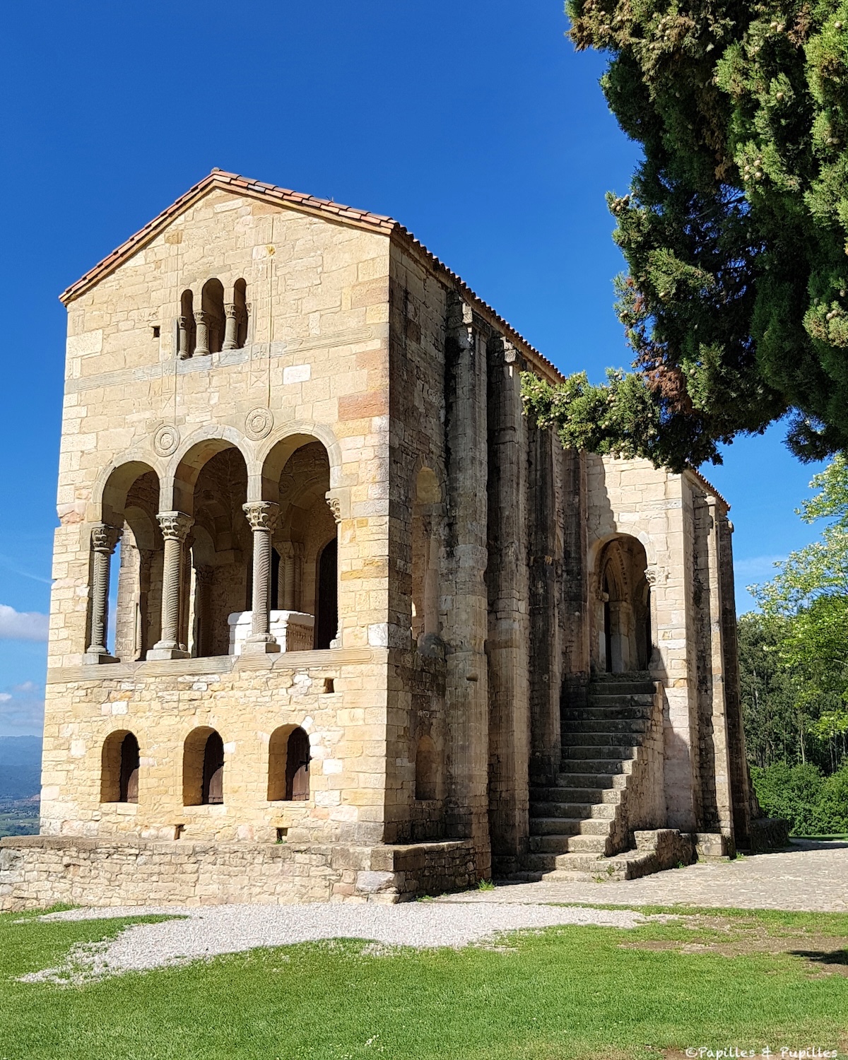 Santa Maria del Naranco à Oviedo